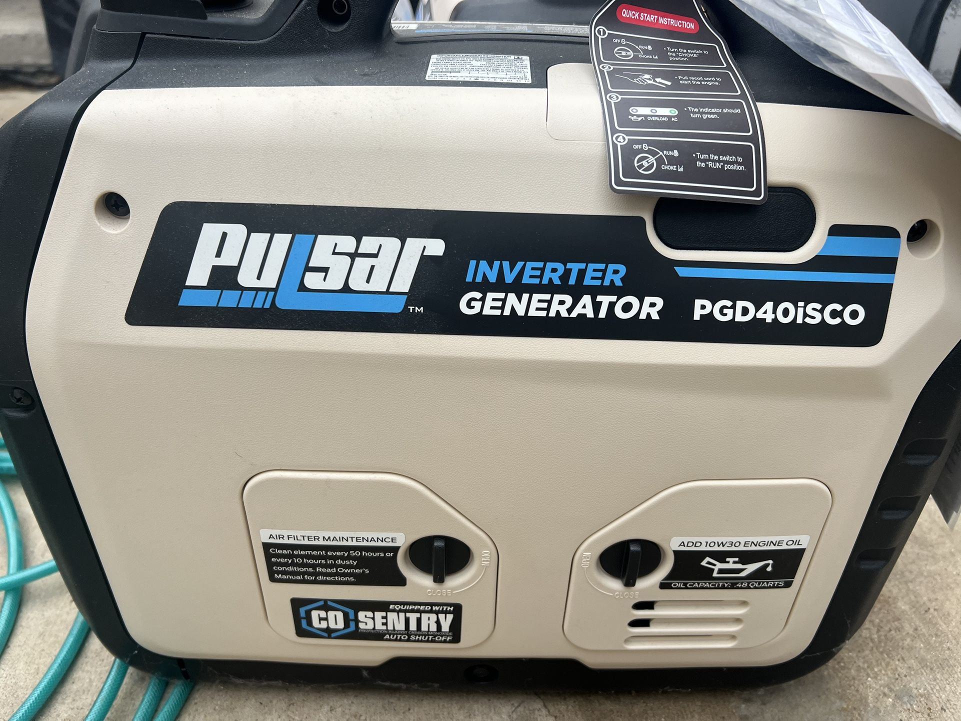 Pulsar PGD40ISCO Ultra Light Quiet 4000W Portable Gas Inverter Generator