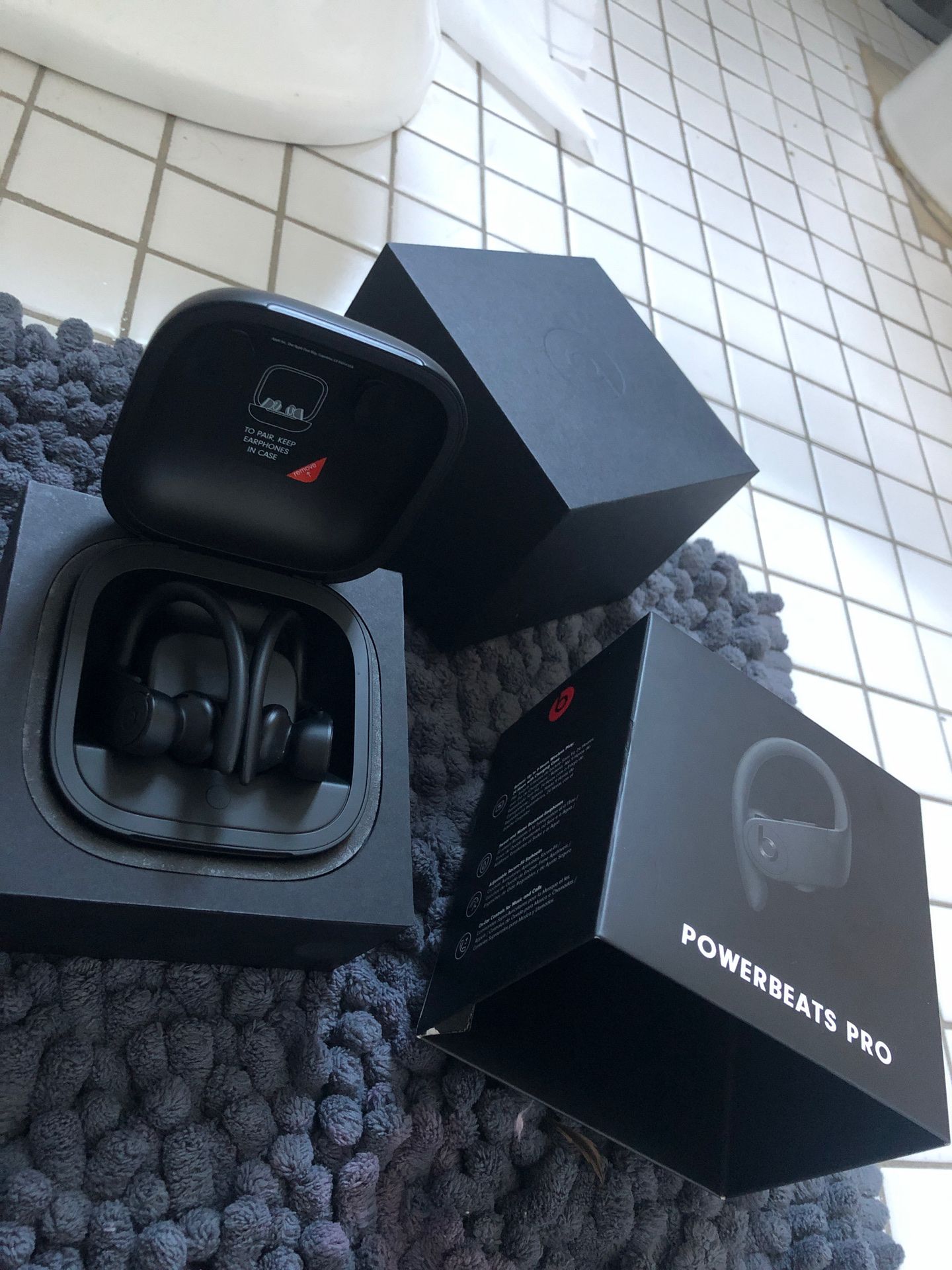 Power beats 2020 pro!!! Black Addition