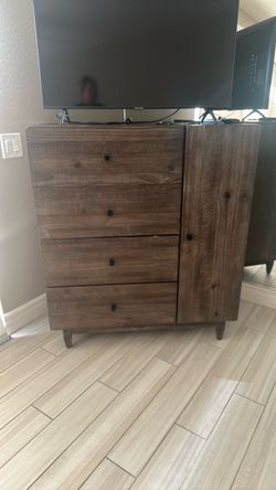 Queen bed set