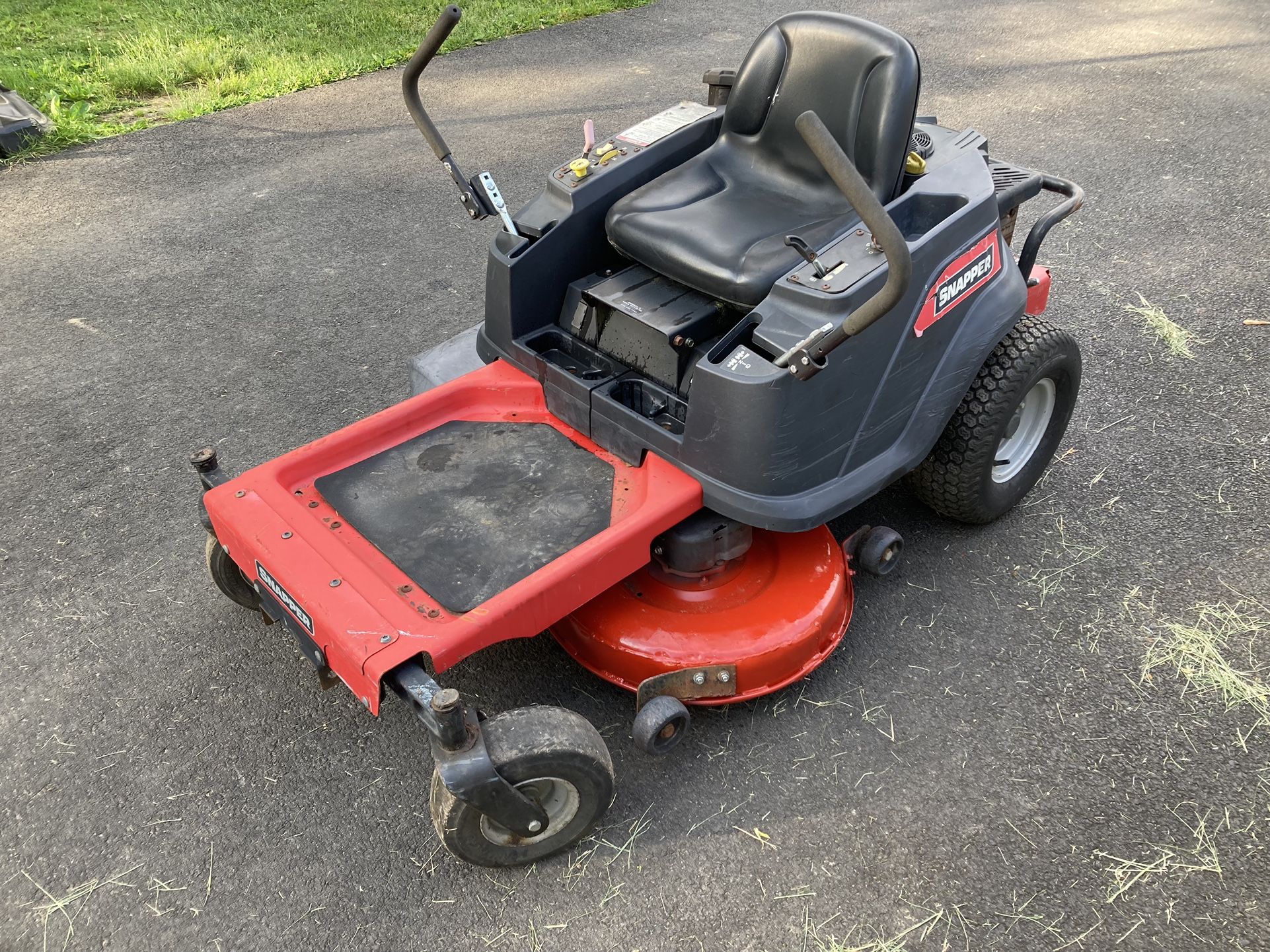Snapper 200Z Zero Turn 21HP 42 for Sale in Alburtis PA OfferUp