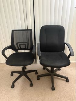 2 Office Chairs – Home Office Setup
