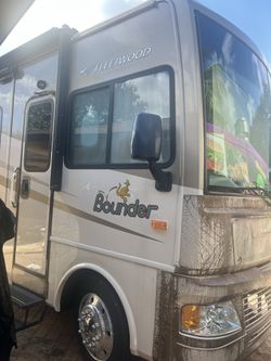 Rv BOUNDER Fleet Wood 38ft