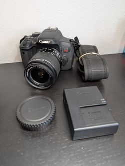 Canon EOS Rebel T6i DSLR Camera