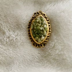 Jade Gold Pendant