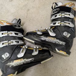 Fischer MX Pro 105 Ski Boots – Mondo 26.5 (Men’s ~8.5)