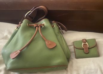 Dooney And Bourke set including green bag and wallet