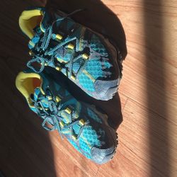 Merrell Grassbow Air trail hiking shoes (size 6)