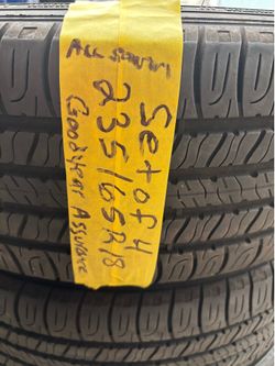 Set of 4 tires 235/65r18 Goodyear assurance good condition $200