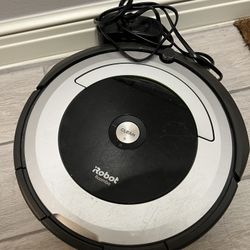 Roomba Vacuum