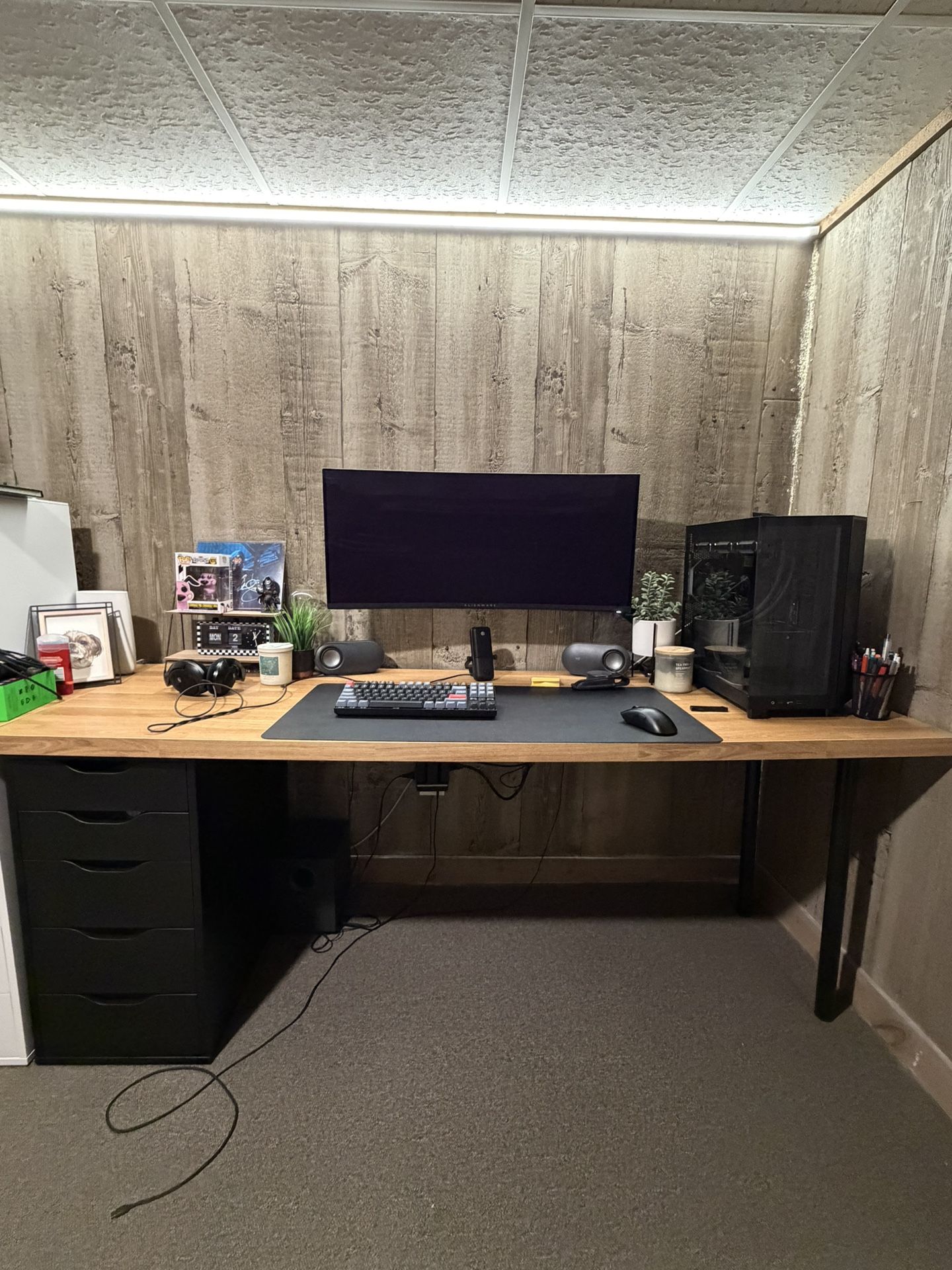 Ikea saljan countertop desk