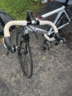 Used great condition Schwinn pedal bike