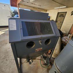 Trinco Sand Blast Cabinet Model 36/BP
