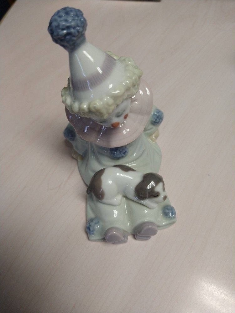 Lladro Clown With Puppy Porcelain Figurine 