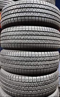 225/65R17 Yokoham Geolandar G91 - Set of 4 Tires in Excellent Condition