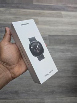 Samsung Watch 9 44mm Brand new