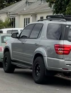 2003 Toyota Sequoia