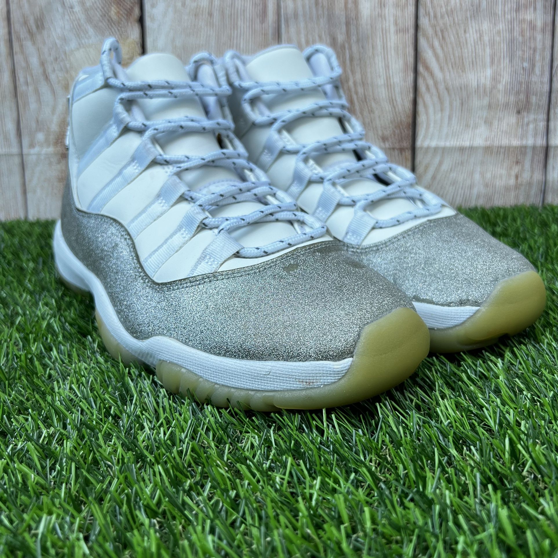 Metallic Silver White Jordan 11's Nike Air Jordan 11 Retro XI