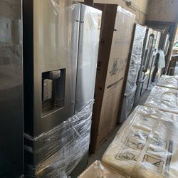 New Out Box Appliances French Door Refrigerators, Stockton,Ca