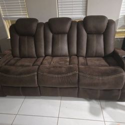 Electric Reclining Couch