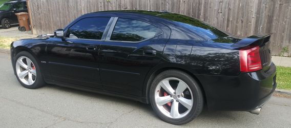 06 dodge charger srt8