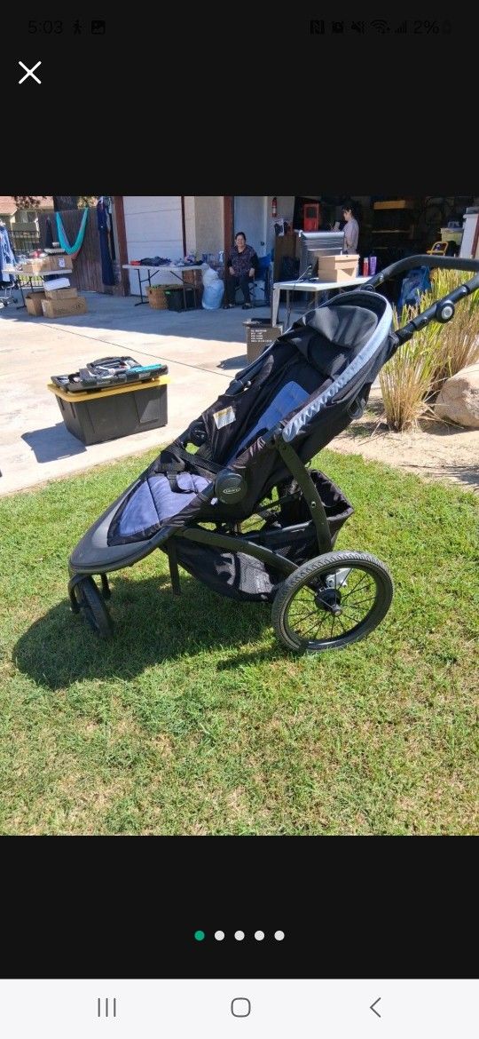 Graco JOGGING STROLLER