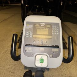 PRECOR 846I-R EXPERIENCE RECUMBENT EXERCISE BIKE (