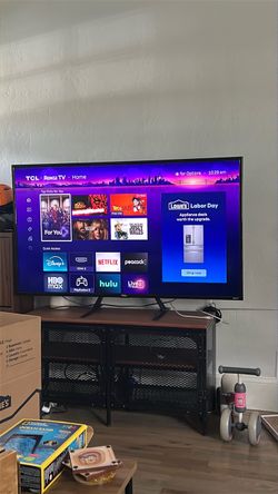 Roku Smart Tv w/ remote