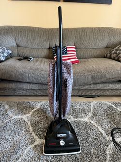 Eureka The Boss Upright Vacuum