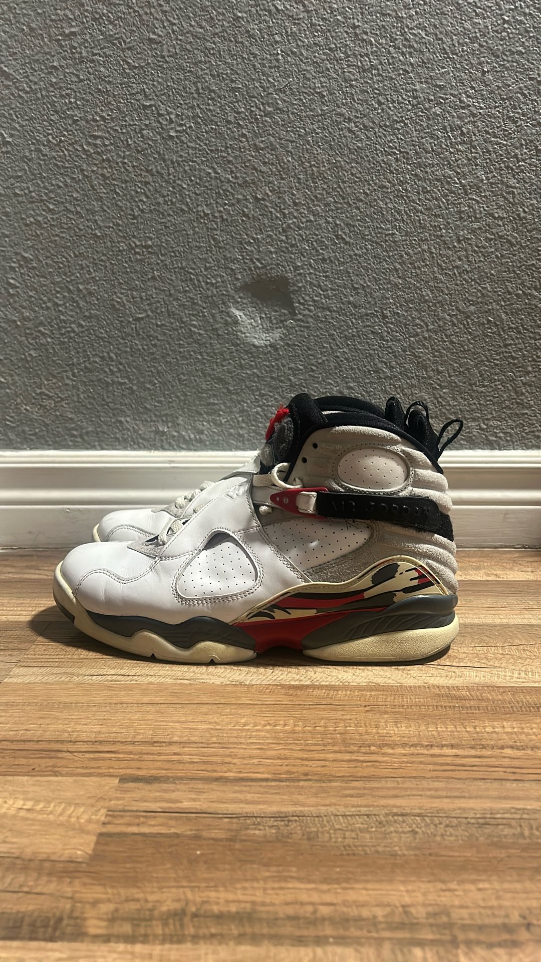 Jordan 8 Bugs Bunny Size 10 Men’s