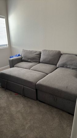 3-Piece Gray Sleeper Sectional with Storage Chaise & Cup Holders – Used 1 Year