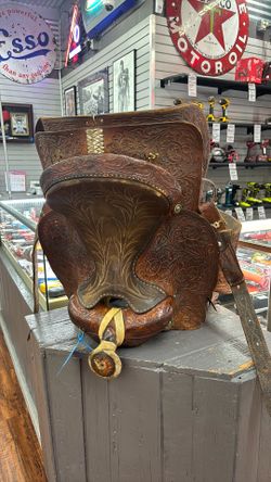 Horse saddle