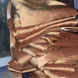 Manteles Oro con cafe y caféses  