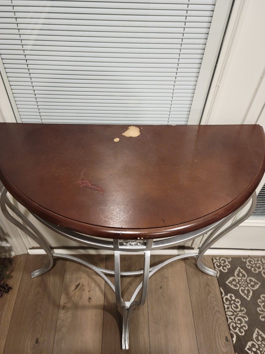 Entry Way Table