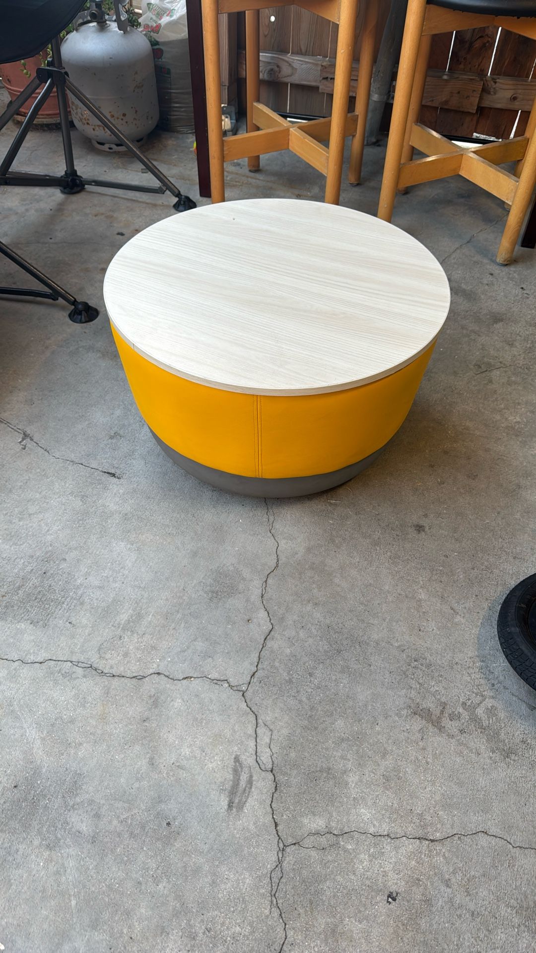 2 Ottomans Real Leather Real Good Condition