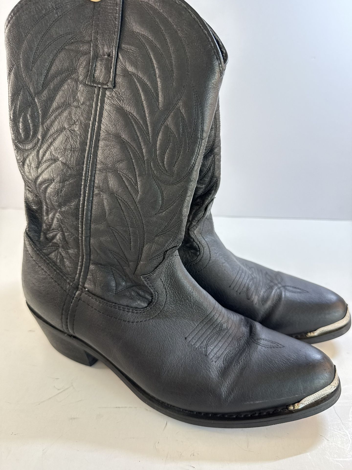 Laredo Mens 10 EW Black Leather Trucker Cowboy Boots Silver Toe Tips 68610