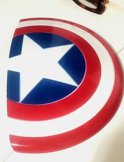 Marvel Avengers Assemble Captain America 3D FX Light Used