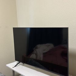 43 Inch Samsung TV