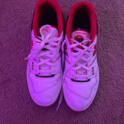 Size 12 New Balance 550s