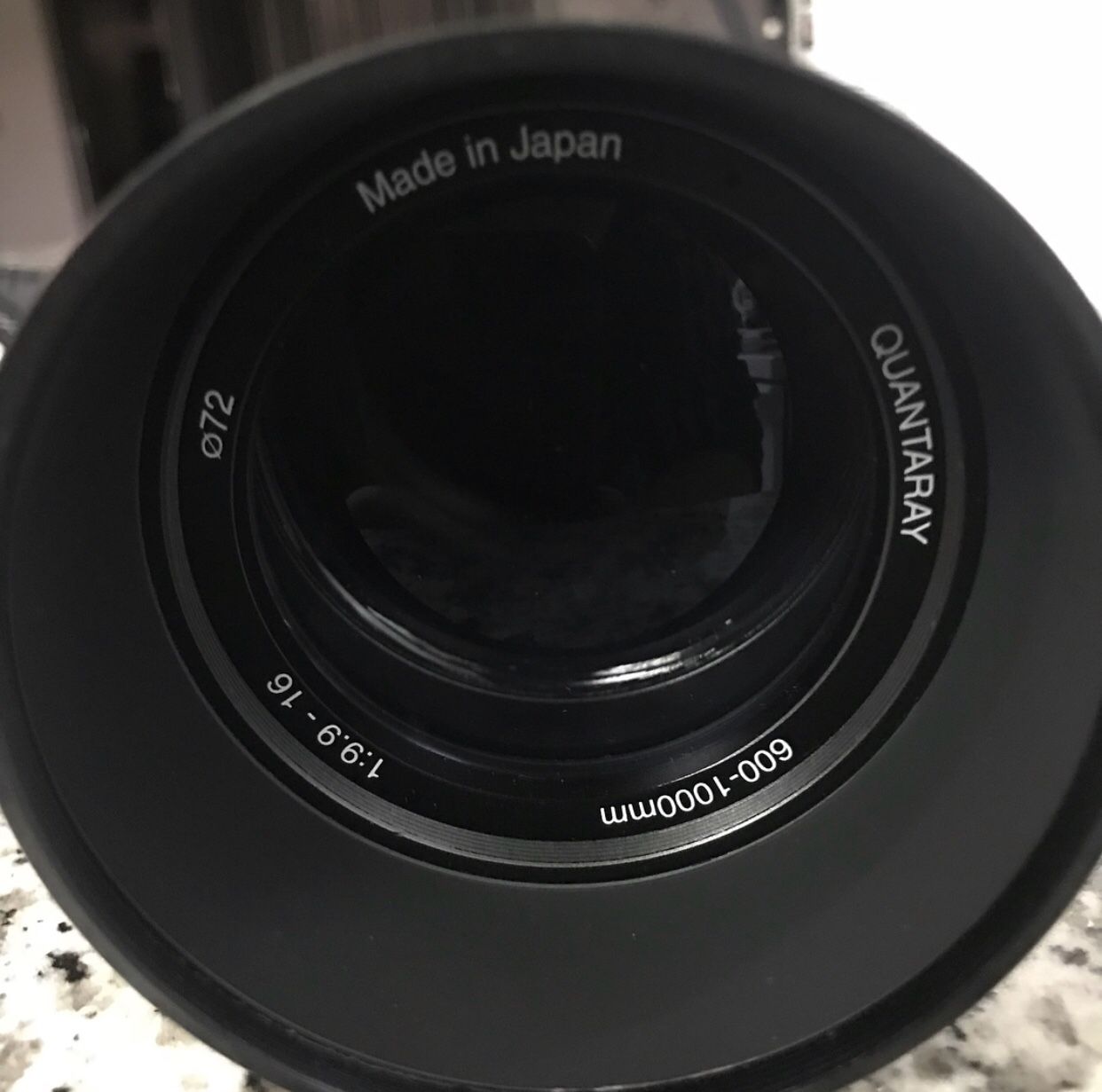 Quantaray 600-1,000mm zoom lense for Canon DSLRs. Manual zoom