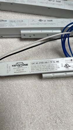 Fluorescent light ballast