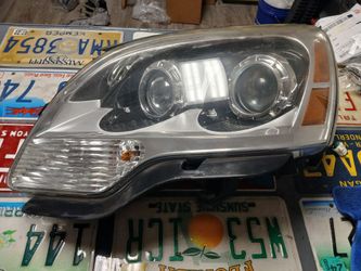 07-12 Gmc Acadia Left Driver Side HID Headlight Original