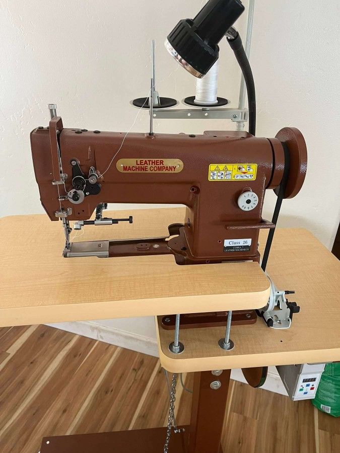 Cobra Class 26 Leather Sewing Machine W/EPS