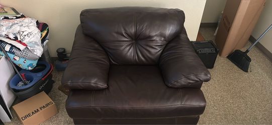 DIVANI chateau d’Ax 3 piece couch set