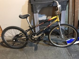 Free Agent Speedway jr Bmx Bike Old School 