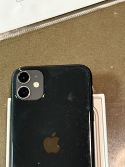 iPhone 11 Black UNLOCKED