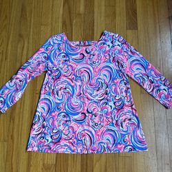 Lilly Pulitzer Raz Berry Flamingoals Size Small $35