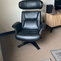 Leather Recliner with ottoman
