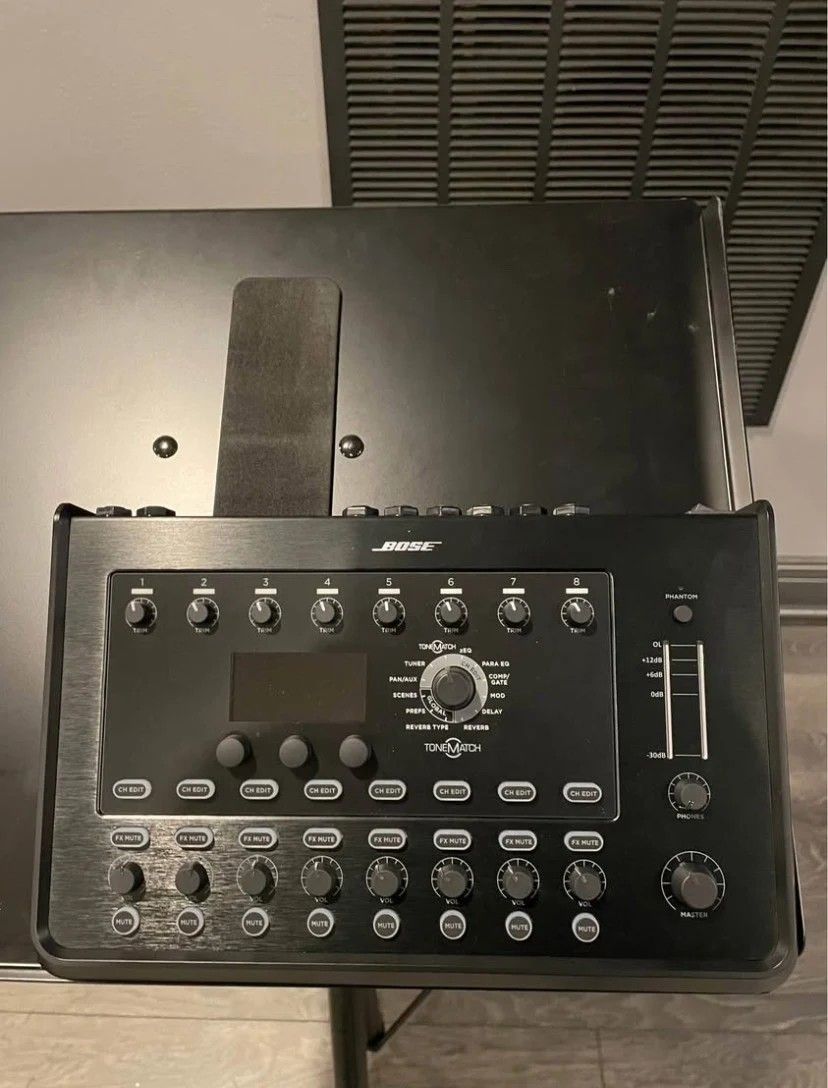 Bose Audio T8s - Excellent Condition!