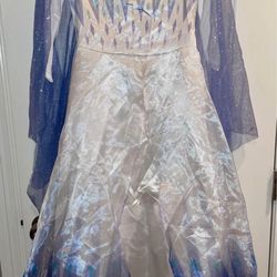 New Beautiful Disney Frozen 2 Elsa Snow Queen Halloween child costume Dress is 4 layered Size 8 - 10