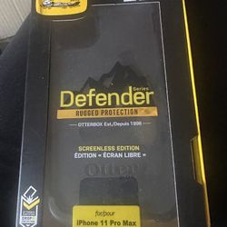 11 Pro Max Otter Box